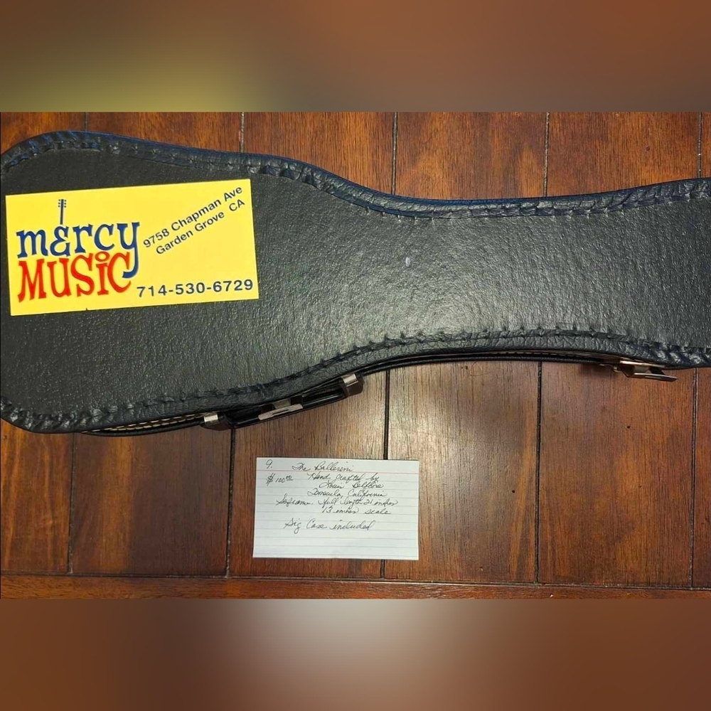 Ukelele The Ballerini Handcrafted Case Included - Picture 9 of 10